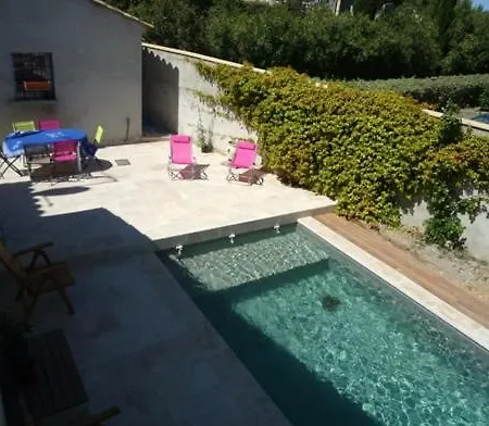 Familiale, Montpellier, Piscine, Parking, 15min Plages * Lavérune