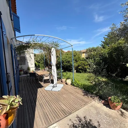 Familiale, Montpellier, Piscine, Parking, 15min Plages * Lavérune
