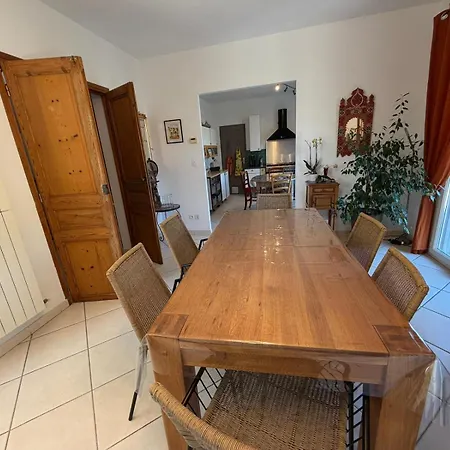 Familiale, Montpellier, Piscine, Parking, 15min Plages