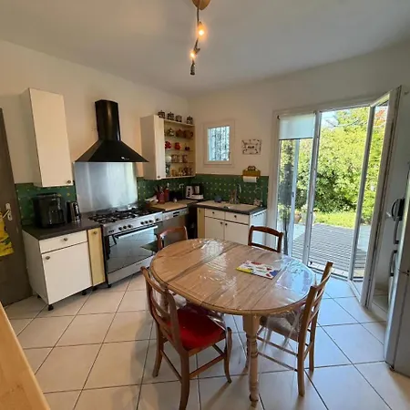 Familiale, Montpellier, Piscine, Parking, 15min Plages Lavérune