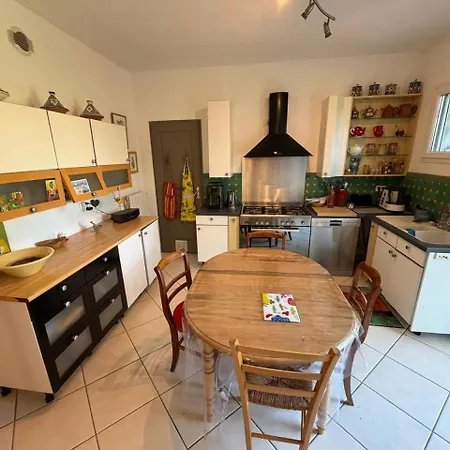 Familiale, Montpellier, Piscine, Parking, 15min Plages Villa