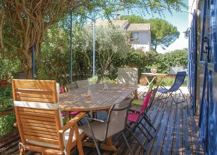 Villa Grande Maison Jardin Piscine Clim Et Parking