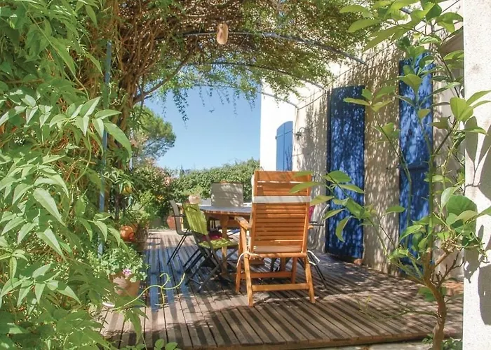 Villa Grande Maison Jardin Piscine Clim Et Parking