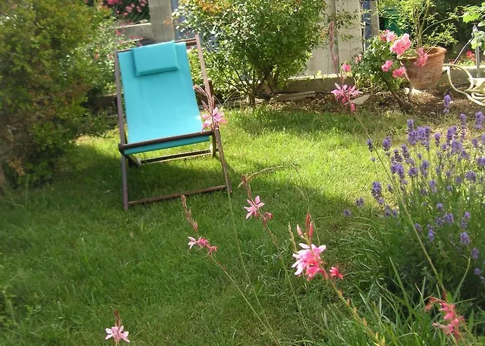 Grande Maison Jardin Piscine Clim Et Parking